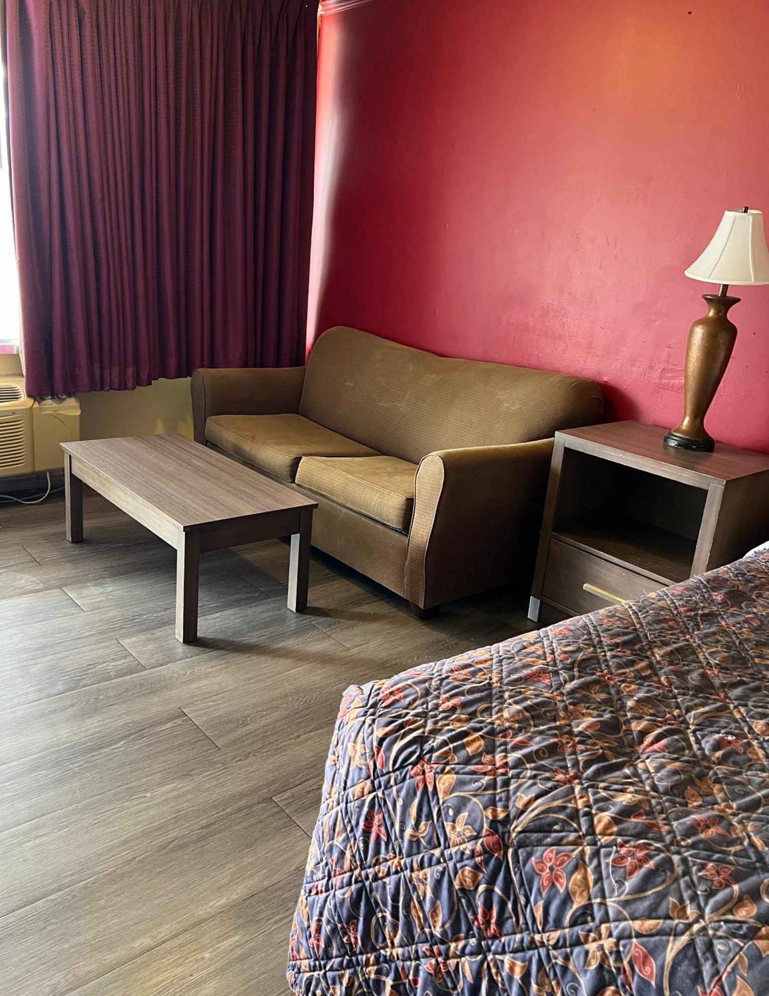 Ross Motel 윌리엄스톤 외부 사진