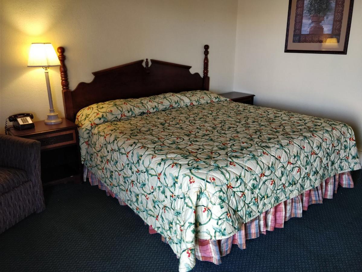 Ross Motel 윌리엄스톤 외부 사진